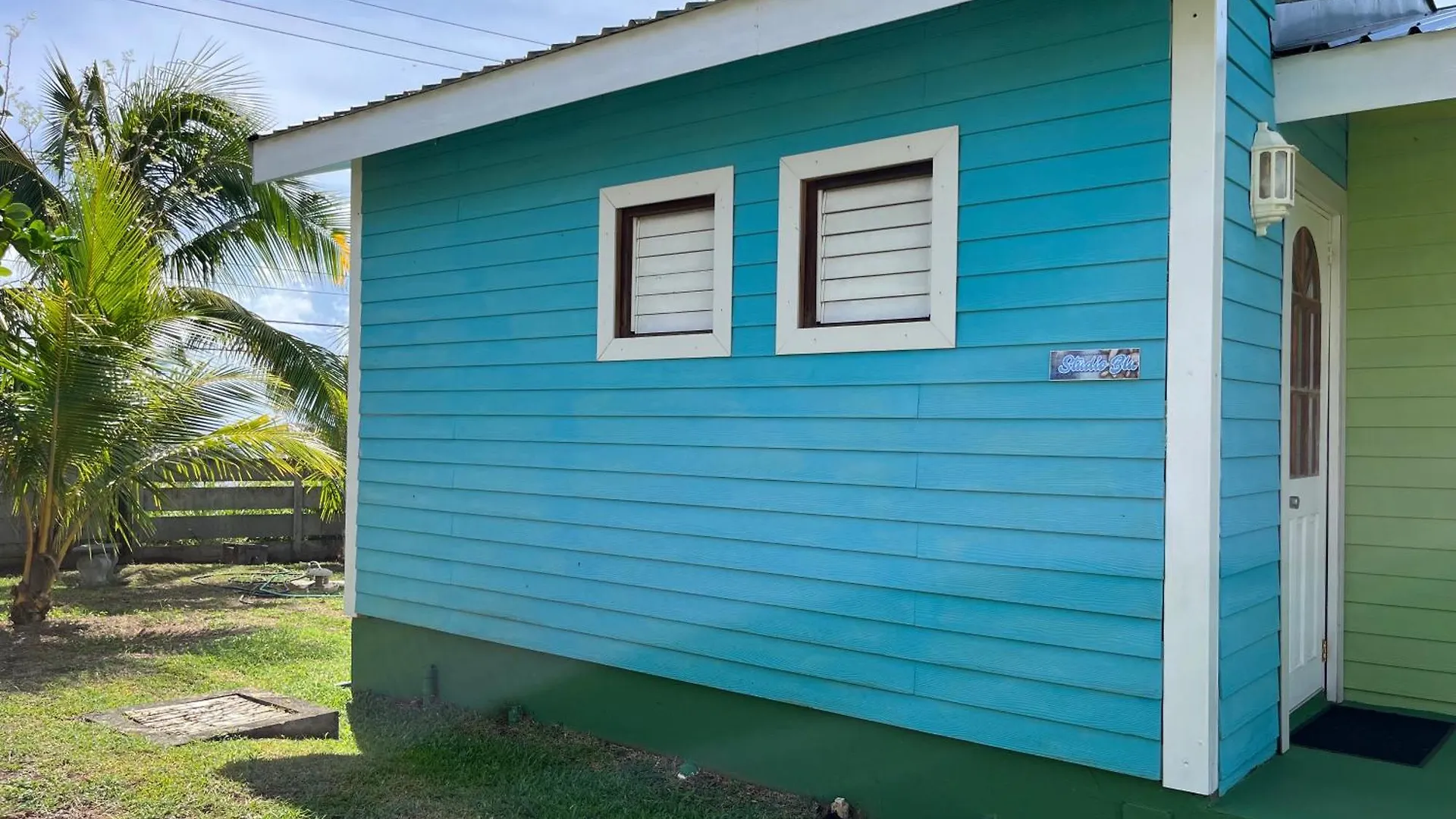 Waves Villa Guesthouse Kingstown 0*,  Saint Vincent e Grenadine